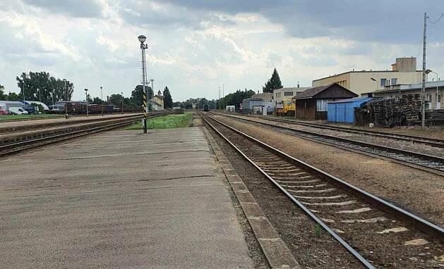 Kyjov, nástupiště u 6. koleje