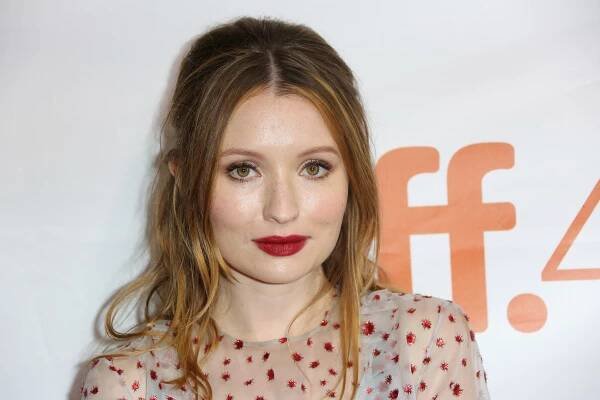 21 Gorgeous Celebrities With Green Eyes