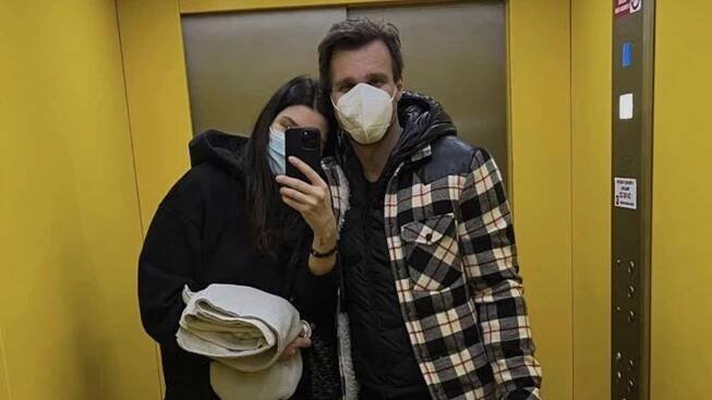 Monika a Leoš Marešovi si vezou malou Alex domů: První fotka šťastné rodiny – eXtra.cz
