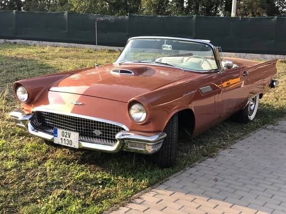 Ford Thunderbird 1957 | Classic Car Restorations