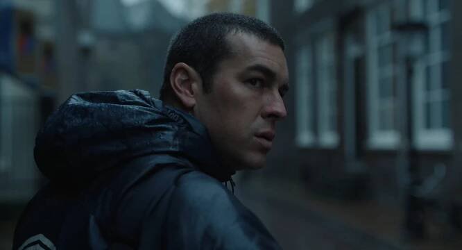 Mario Casas - Muy lejos - Z filmu