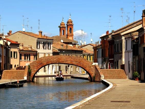 Comacchio by Flickr user Alata