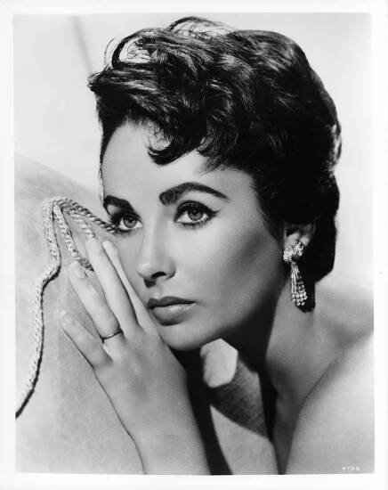 Fotografie Elizabeth Taylor In 'Rhapsody'
