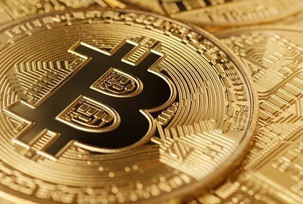 Ferrari: Bitcoin je nejstarší dostupná kryptoměna