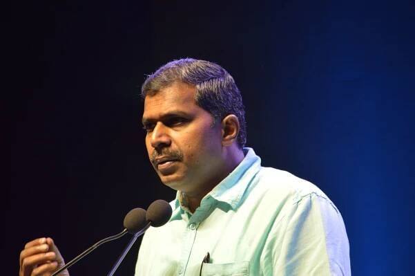 Vultures of Modern India – Josy Joseph – Manthan India