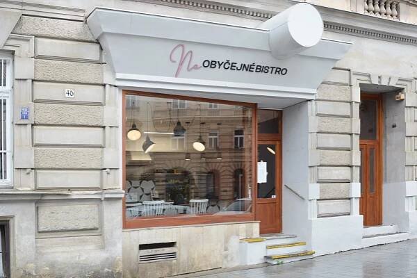 Neobyčejné Bistro foto 1