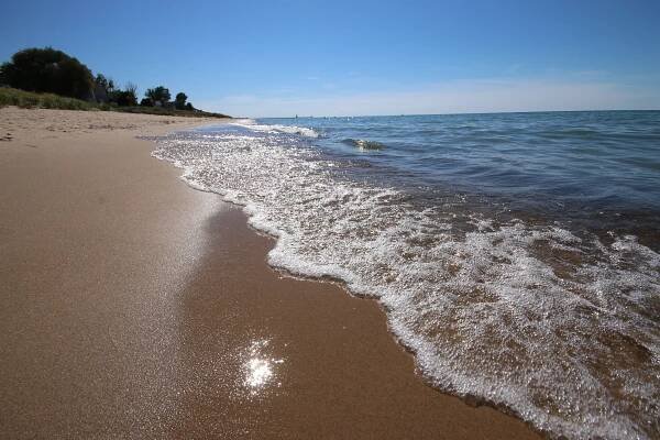 All About Lake Michigan Beaches | Snorkeling, Rental Shops, and More!