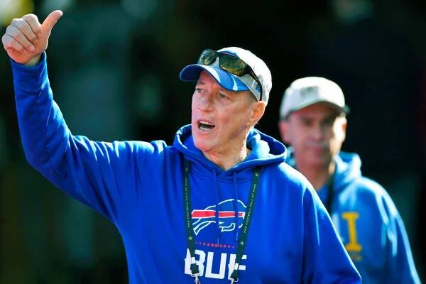 Former Buffalo Bills quarterback Jim Kelly