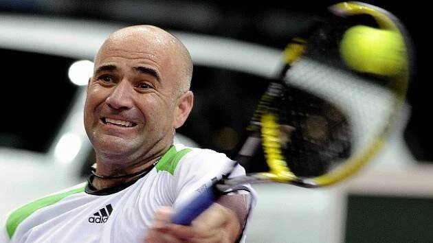 Před 10 lety oznámil tenisový rocker André Agassi konec kariéry