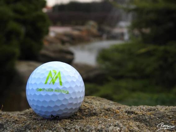 Sobota s kamarádem na golfu - 29.4. | Golf Club Mstětice - HOTELHOUSE.cz