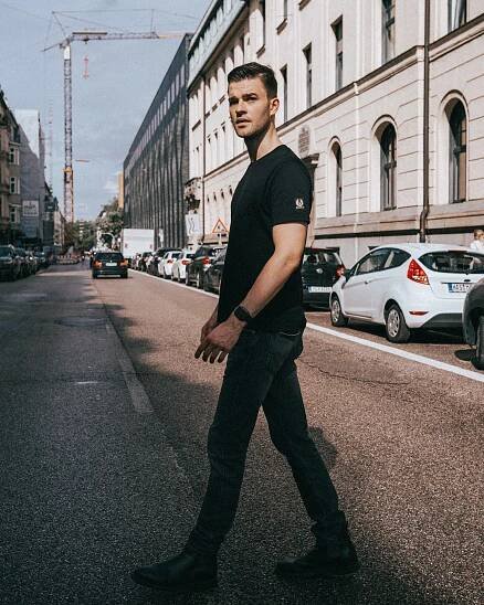 Patrick Mölleken | Schauspieler & Sprecher | Official Website