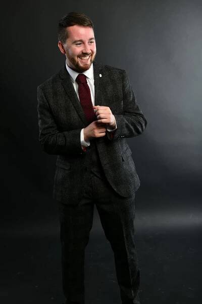 Stephen Buchanan | Blue Book Artist Management
