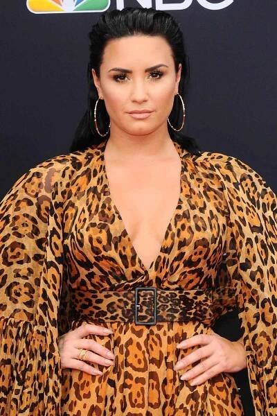 Celebrities Who Took a Break From Social Media