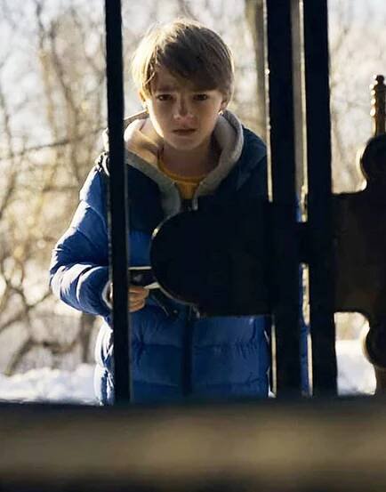 Bode Locke Locke & Key S03 Jackson Robert Scott Blue Puffer Jacket