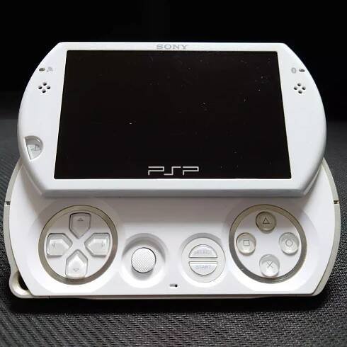 SONY PlayStationPortable PSPN1000 PW GO