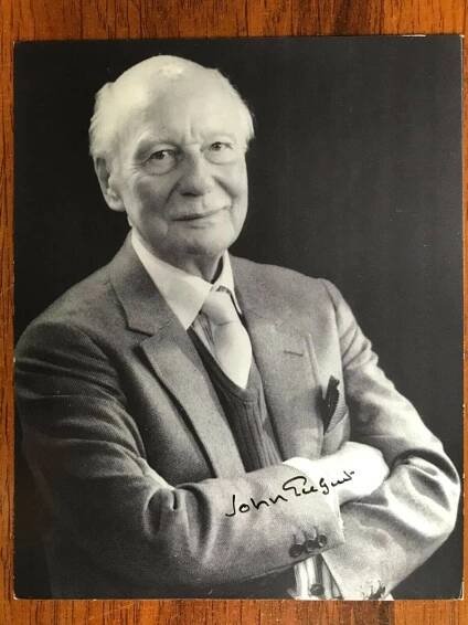 John Gielgud Herec. Fotografie,vlastnoručně podepsaný autentický