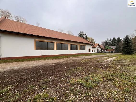 Pronájem zateplené haly v České Bělé | ČM Vysočina realitní kancelář, Vysočina – Reality Havlíčkův Brod, domy, byty, pozemky