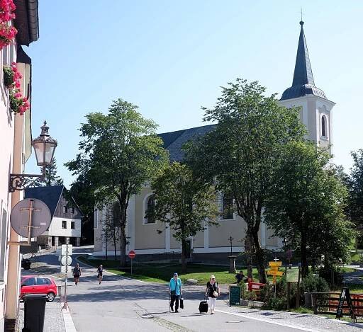 Opičárna, chráněnou oblast nepotřebujeme, míní starosta. Místní děsí mrtvé město