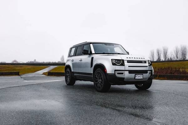 Land Rover Defender with Forgelite Wheels