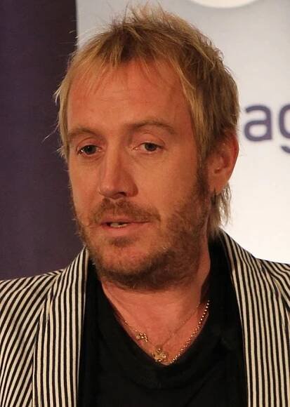 Rhys Ifans - Wikipedia