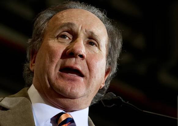 Michael Reagan: Nancy would vote for Hillary Clinton