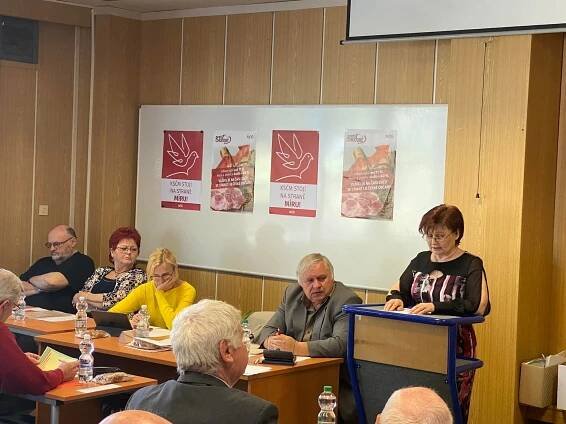 Proběhla Jihočeská krajská konference KSČM. Alena Nohavová opět předsedkyní Jč KV KSČM | Okresní výbor KSČM Jindřichův Hradec