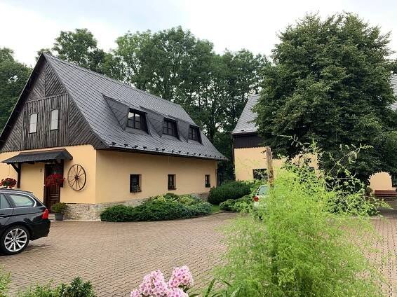 UBYTOVANI NA STATKU - Guest house Reviews (Zlic, Czech Republic)