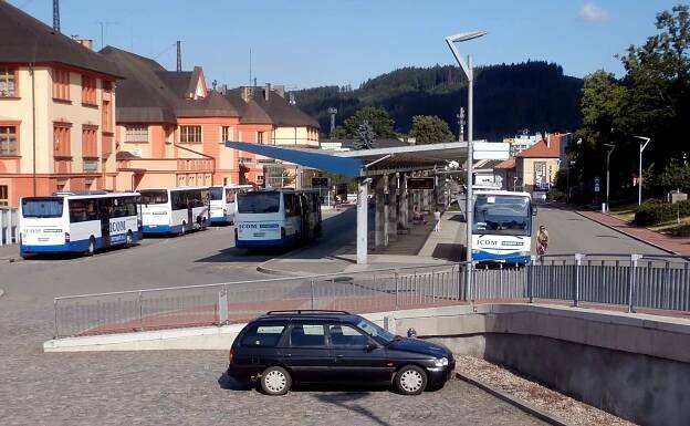 Fotogalerie • Česká Třebová, Terminál J.Pernera (Autobusové nádraží) • Mapy.com