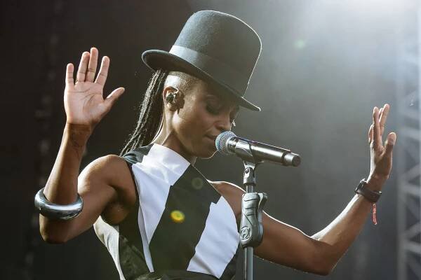 Příprava na festival. Britská kapela Morcheeba v září vystoupí v Praze
