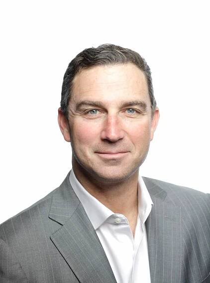 Headshot of Mark Baum