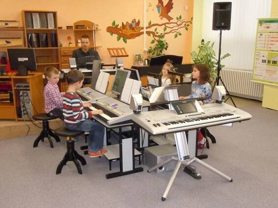 Soukromá základní umělecká škola Lídl Music foto 3