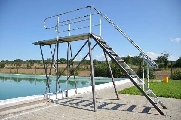 Koupaliště Semčice - Aquaparky, bazény - Český ráj
