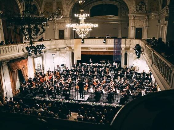 Život hrdinův poprvé v Plzni: Orchestr v perfektní souhře