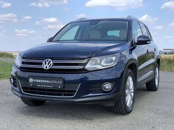VW Tiguan 2.0 TDi 103 kW DSG/4 Motion/Highline/Tažné/2012/ - Výběrová auta