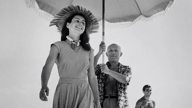 Françoise Gilot, Artist in the Shadow of Picasso, Is Dead at 101