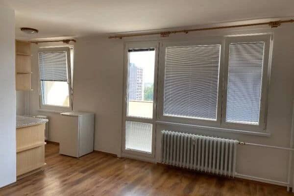 Pronájem bytu 1+1 35 m², Hrubínova, Hradec Králové