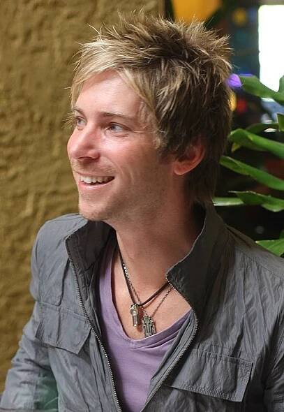 Troy Baker - Wikipedia