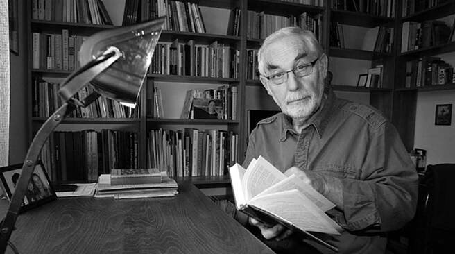 Zemřela legenda rozhlasu a signatář Charty 77. Zakládal Občanské fórum