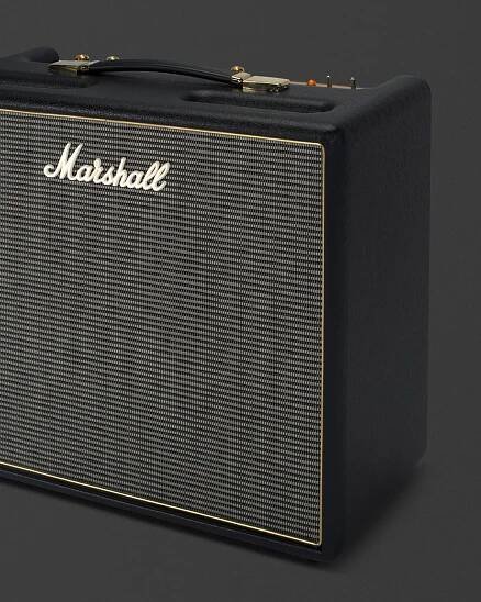An angled image of the 'Marshall Origin20 Combo' amp.