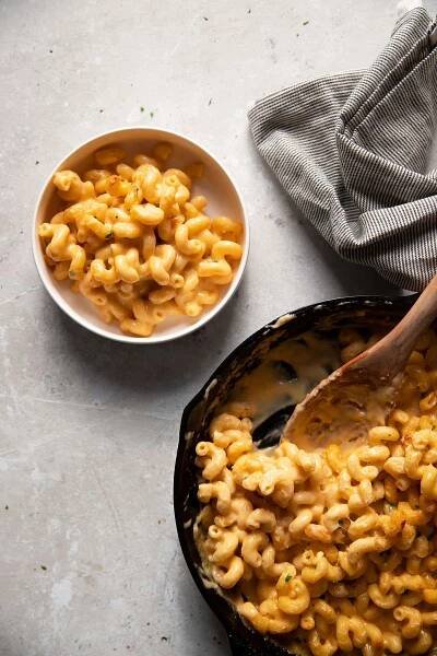 baked mac and cheese in a white bowl