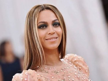 Beyonce confuses fans in childhood video with uncanny resemblance to daughter Blue Ivy