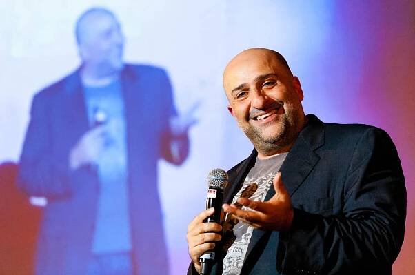 Behind the Lens – Omid Djalili