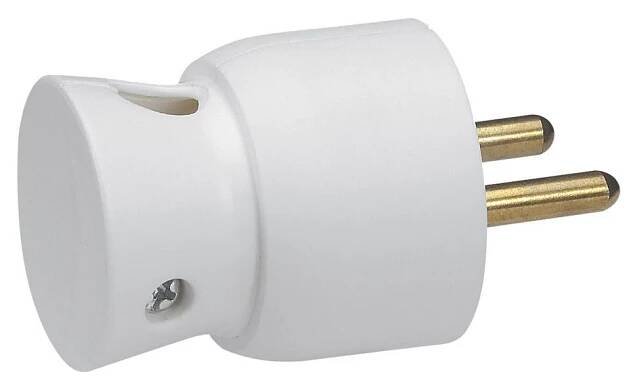 Legrand 050416 vidlice 2p+T, boční přívod