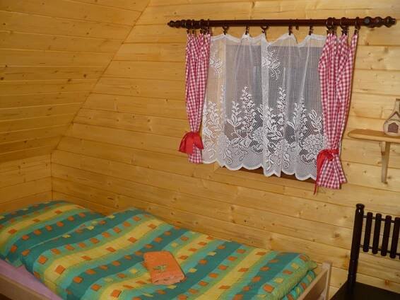 Roubená chata v Zašové -  - foto 19
