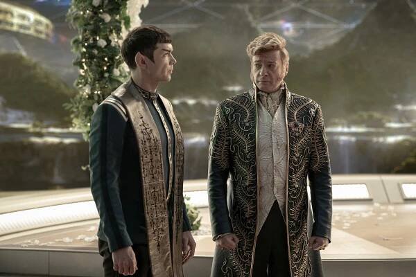 Ethan Peck, Rhys Darby - Star Trek: Podivné nové světy - Blues svatebních zvonů - Z filmu
