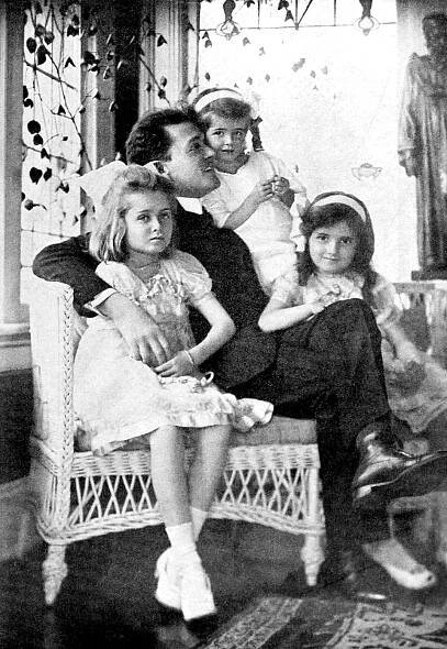 Soubor:Richard-Bennett-Daughters.jpg