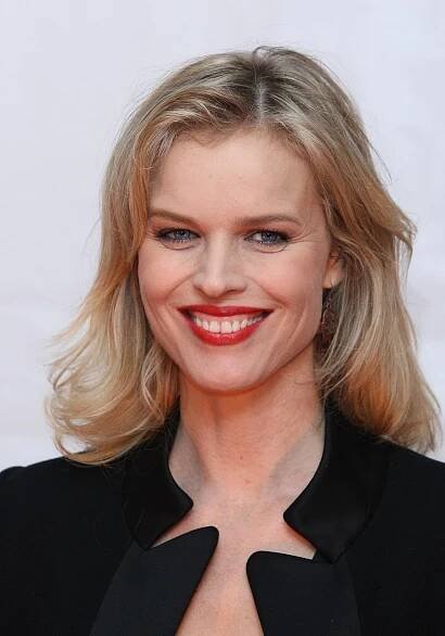 Krásná maminka! Eva Herzigová předvedla svou krásu a rostoucí těhotenské bříško v Londýně