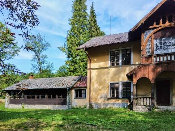 Soubor:Roželov, Zámeček, přistavená jídelna.jpg – Wikipedie