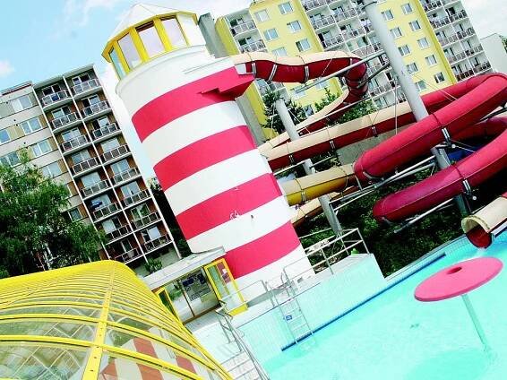 Opravený vyškovský aquapark láka na vodní atrakce