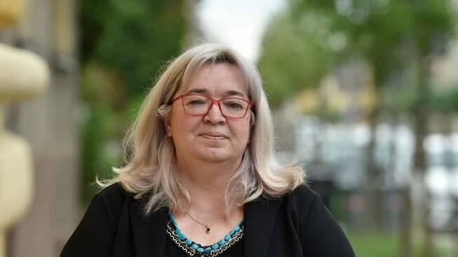 Senátorka Hamplová k Láskovi: Krásné příjmení, ale je to hrubián. Nemluvím řečí jeho kmene